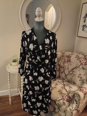 Lane Bryant Black Floral Wrap-Style Midi Dress - Sz. 14/16 14 16 Women's Plus